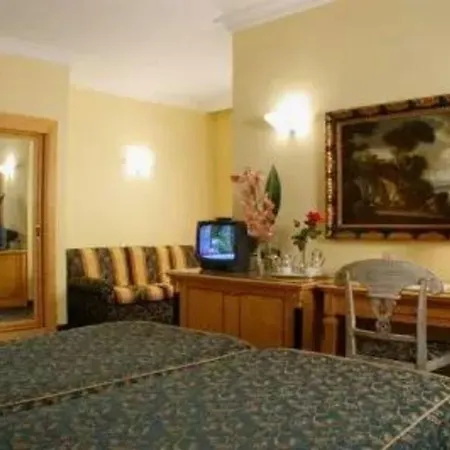 Hotel Champagne Garden Rome