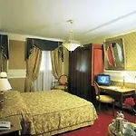 Champagne Garden Hotell Rom